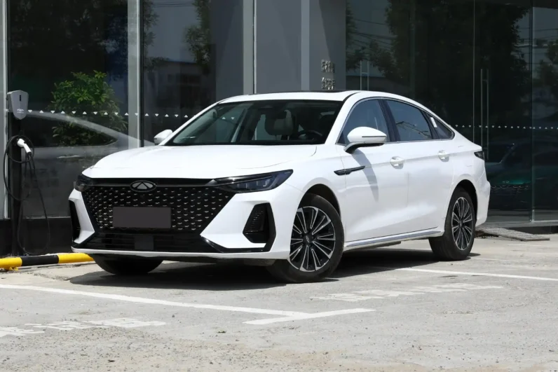 Chery Fulwin A8