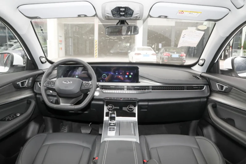 Chery Tiggo 8