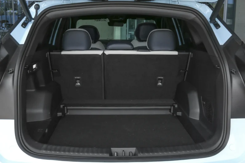 Geely Boyue L