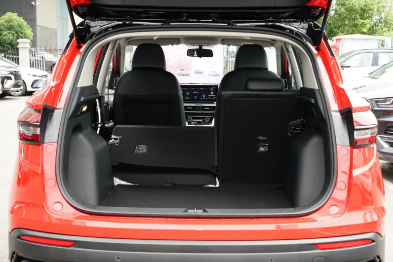Geely Coolray 2023
