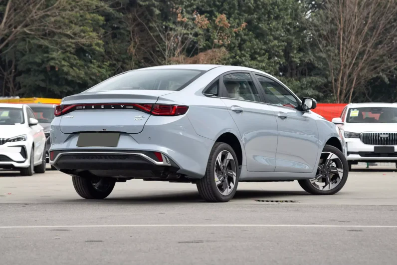 Geely Emgrand L HiP