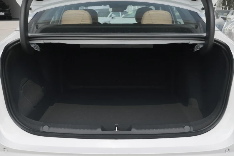 Geely Galaxy L6
