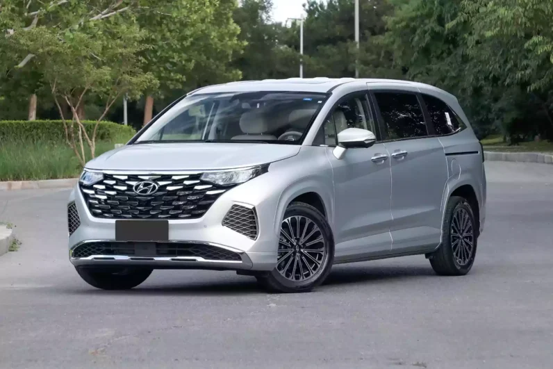 Hyundai Custo
