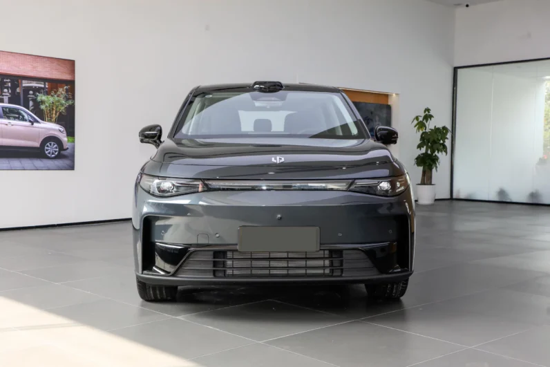 Leapmotor C10