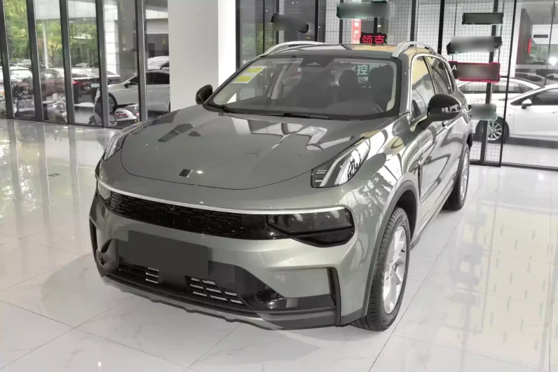 Lynk & Co 01