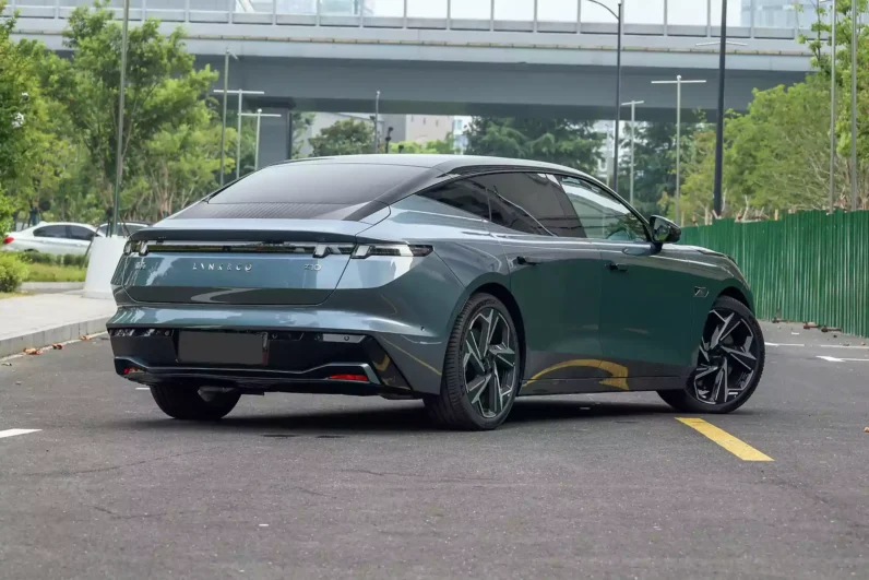 Lynk & Co Z10