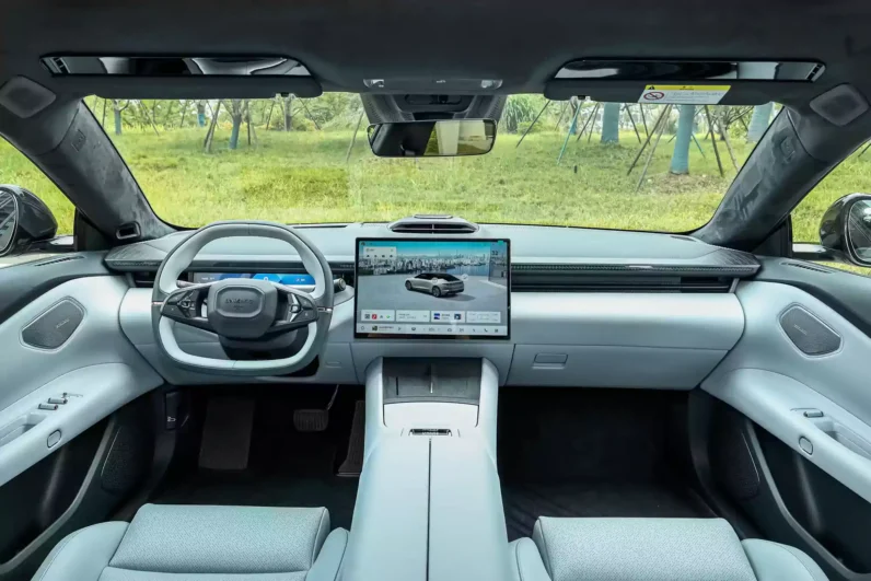 Lynk & Co Z10