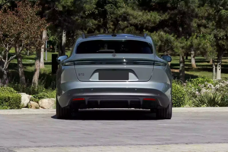NIO ET5T