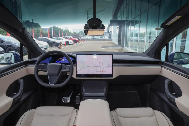 Tesla Model X