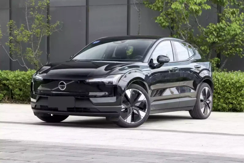 Volvo EX30