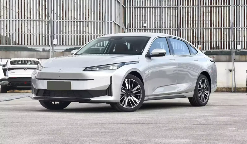 
								Changan Qiyuan A05 (NEVO) full									