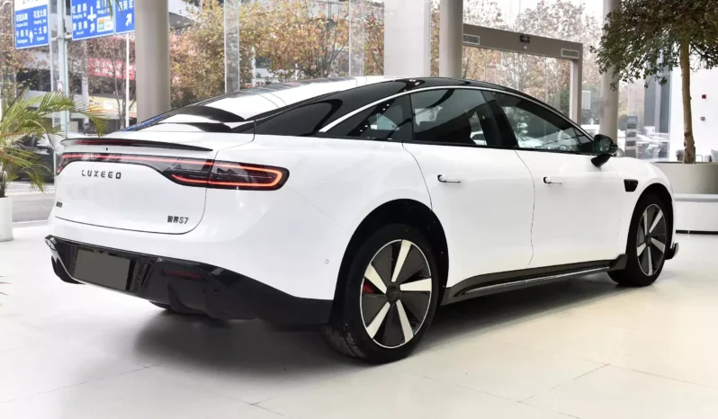 
								Chery Luxeed S7 full									