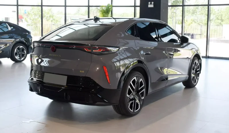 
								Volkswagen ID. UNYX full									