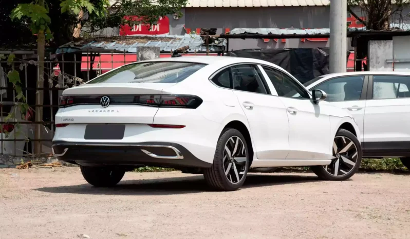 
								Volkswagen Lamando L full									