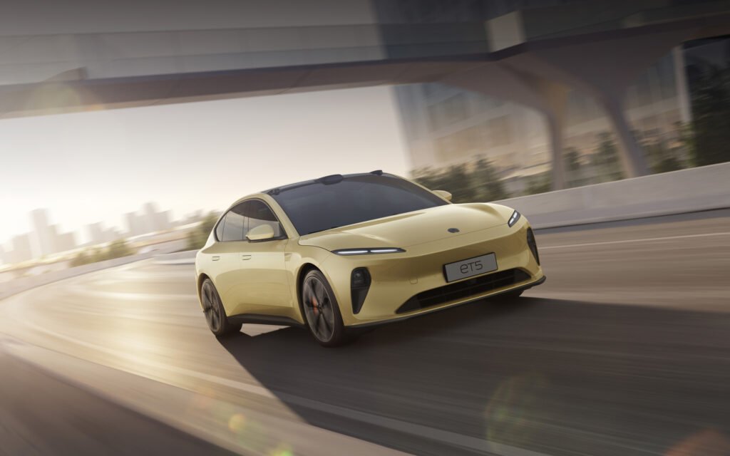 NIO ET5